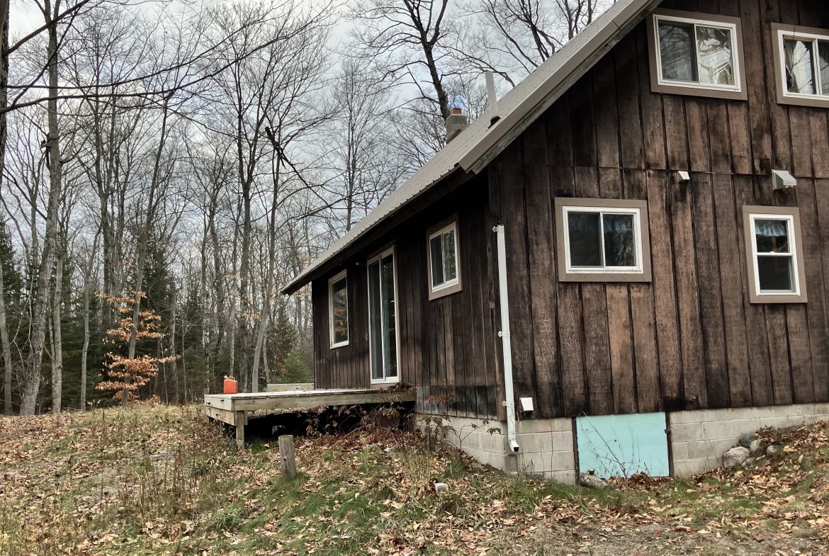 Martin Home – 27950 Tamarack Trail