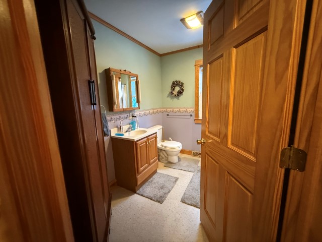 The “OFF GRID” Detwiler Home @ 27535 West Side Rd.