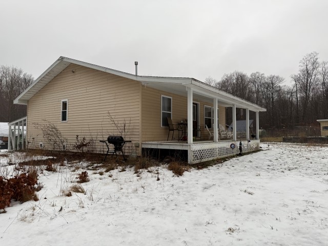 The “OFF GRID” Detwiler Home @ 27535 West Side Rd.
