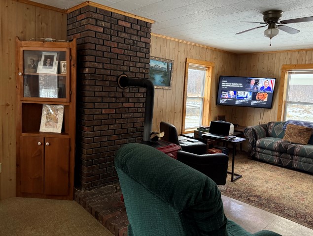 The “OFF GRID” Detwiler Home @ 27535 West Side Rd.