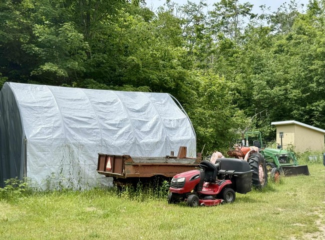 The “OFF GRID” Detwiler Home @ 27535 West Side Rd.