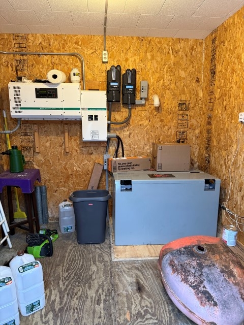The “OFF GRID” Detwiler Home @ 27535 West Side Rd.