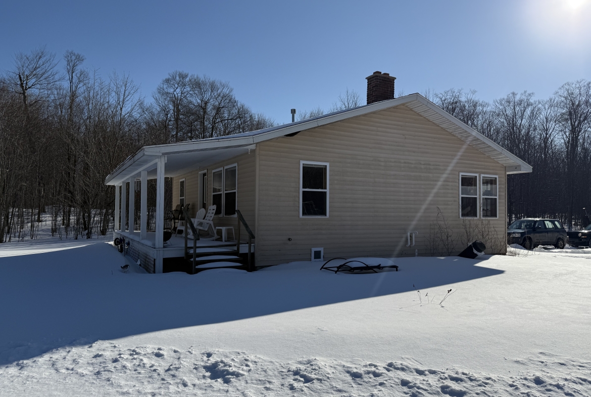 The “OFF GRID” Detwiler Home @ 27535 West Side Rd.