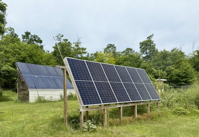 The “OFF GRID” Detwiler Home @ 27535 West Side Rd.