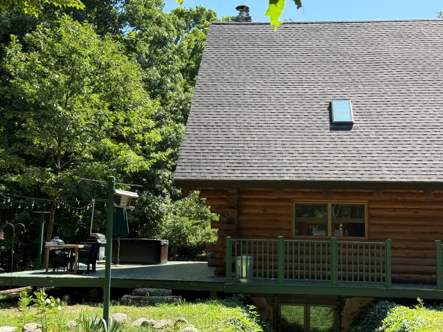 The Log Home “Shanoule” – 27715 Paid een Og’s Road