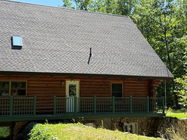 The Log Home “Shanoule” – 27715 Paid een Og’s Road