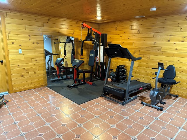 The Log Home “Shanoule” – 27715 Paid een Og’s Road