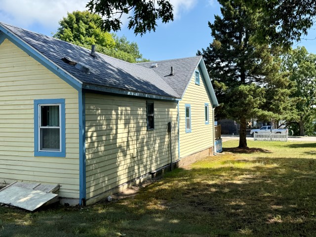 26070 and 26065 Main Street with Harbor Frontage