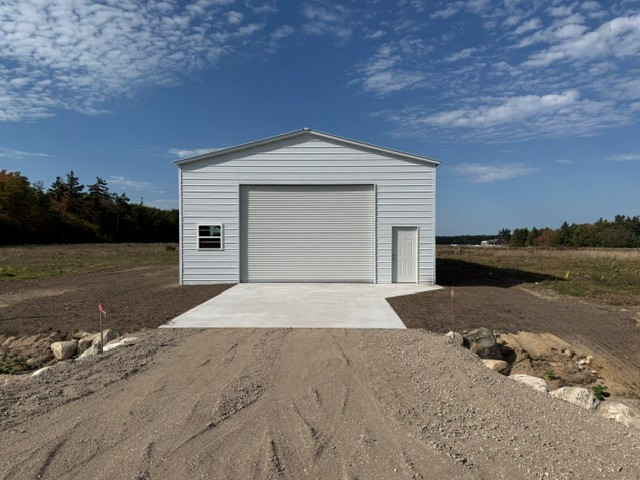 Unit 4 of Airport Commercial Condo’s – New Building