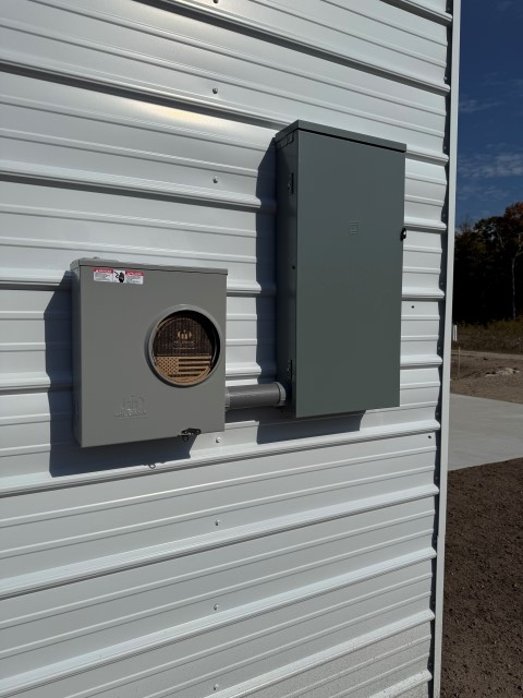 Unit 4 of Airport Commercial Condo’s – New Building