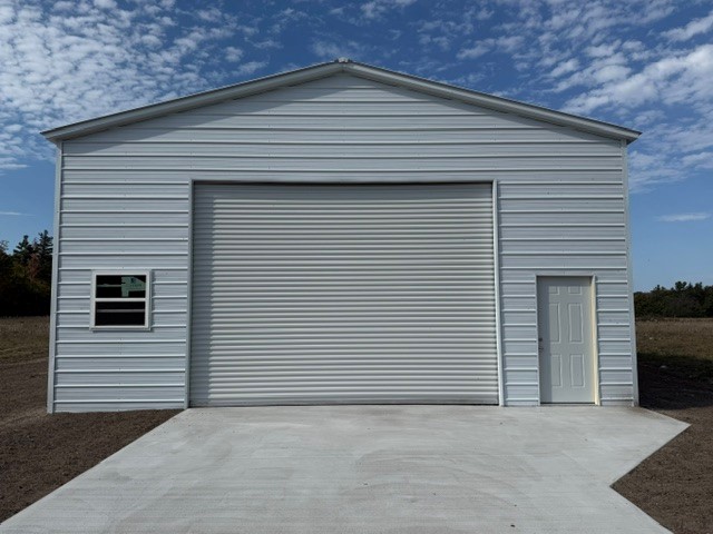 Unit 4 of Airport Commercial Condo’s – New Building