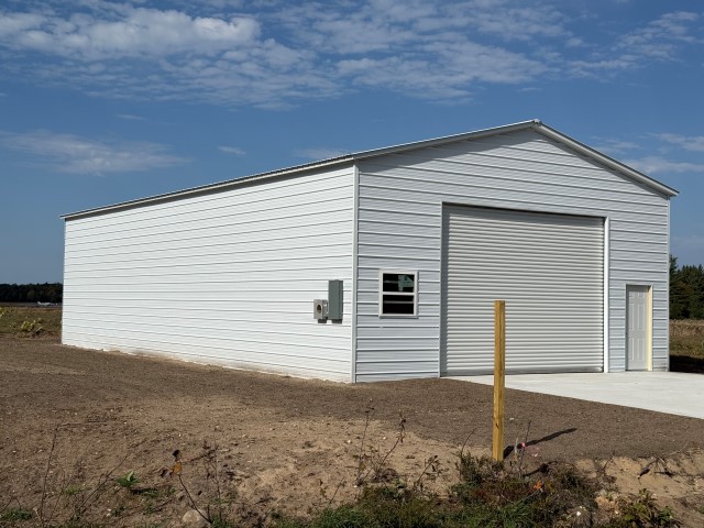 Unit 4 of Airport Commercial Condo’s – New Building